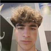 Estudiante con nivel nativo de inglés con experiencia en la enseñanza de niños y de adultos